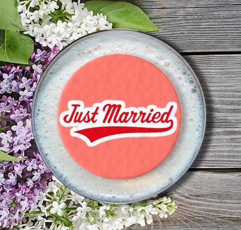 Wedding Topper | Just Married Giraffe Cocktails